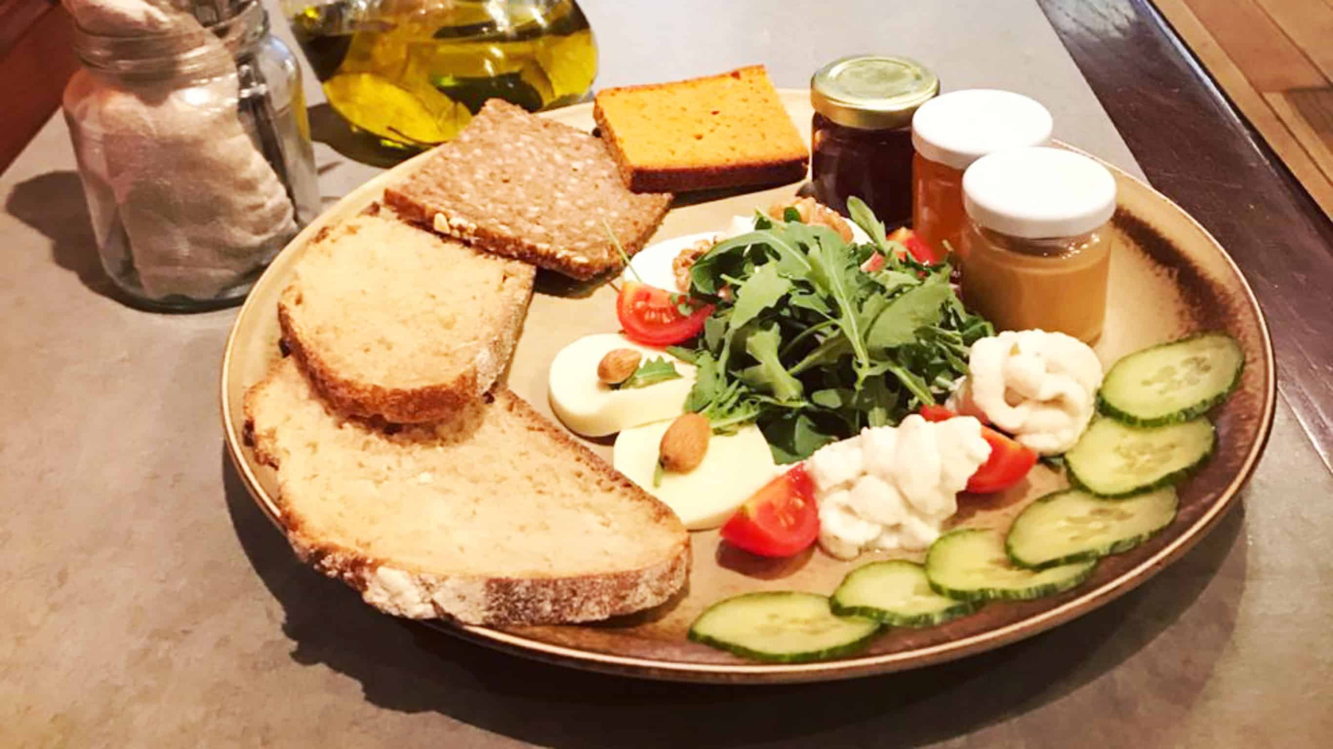 Cheese morning with MozzaRiselle